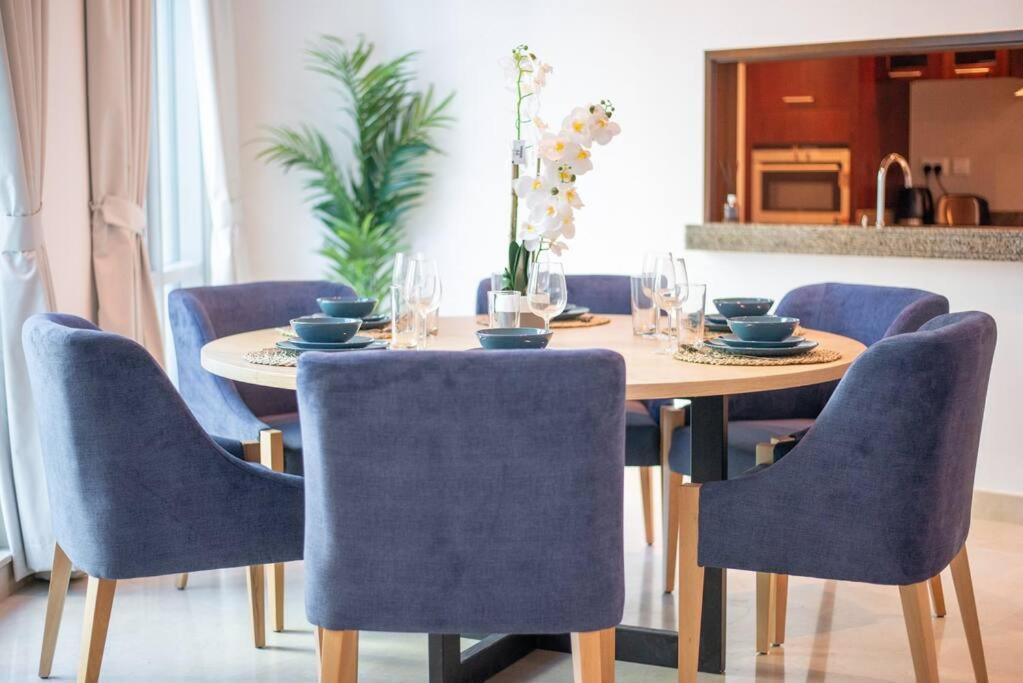 Huge And Nice In Marina! Apartment Dubai