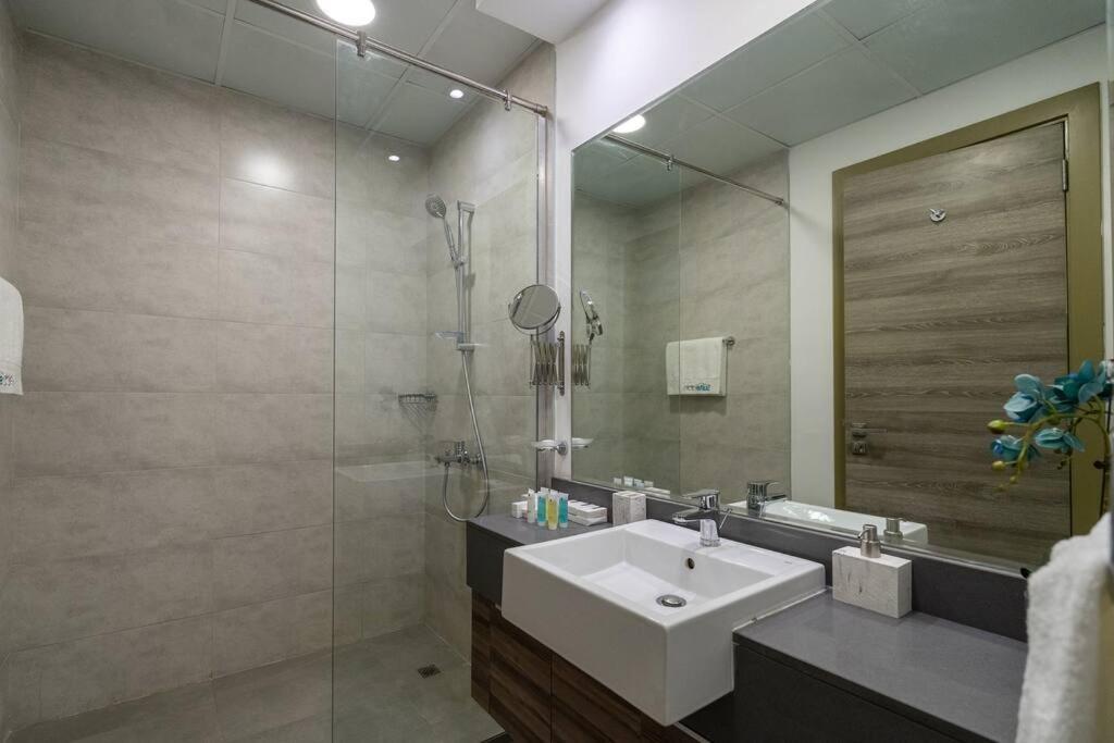 Apartment Classy In Bloom Heights In Jvc *