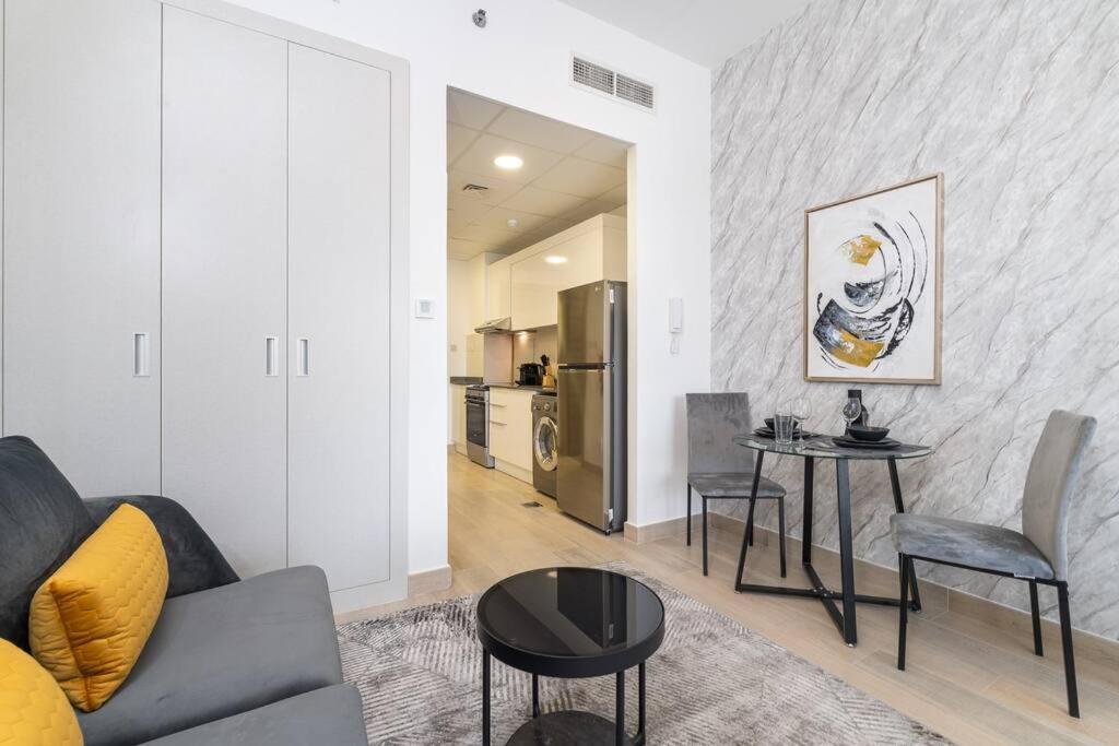 Classy In Bloom Heights In Jvc * Dubai