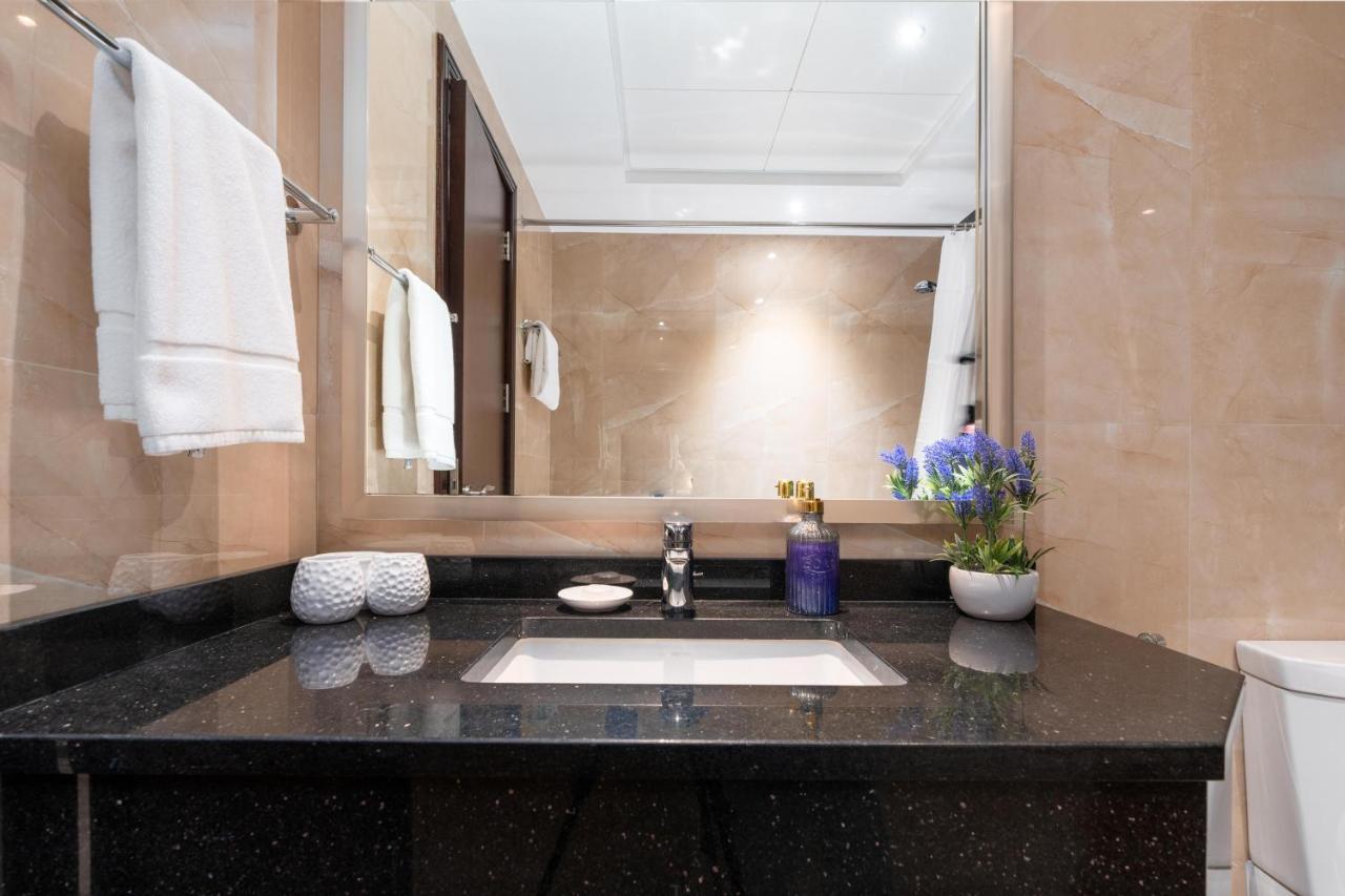 White Sage - Elite 1 Bedroom Apartment