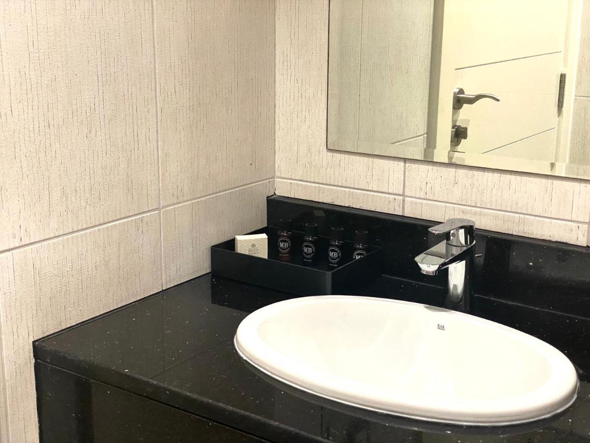 Lux Ghalia Jvc Apartment