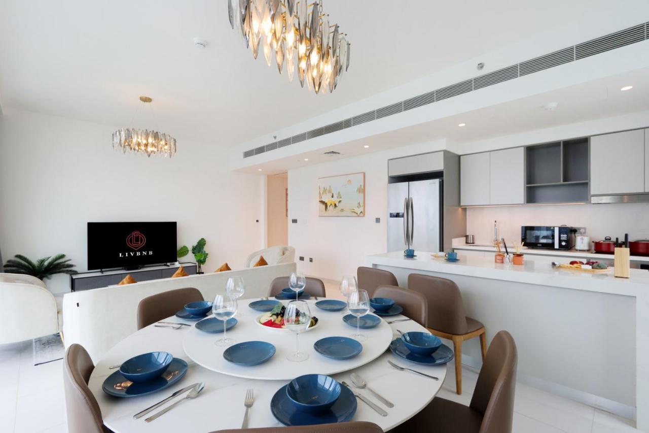 Apartment Livbnb - Lush 3 Bedroom With Marina And City Skyline Views *