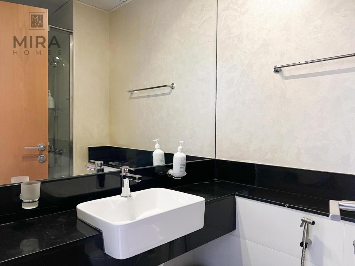 Mira Homes - In Business Bay With Burj Khalifa View * Dubai