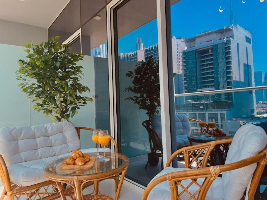 Vera Residences By Damac I 1br Luxury Apartment Dubai