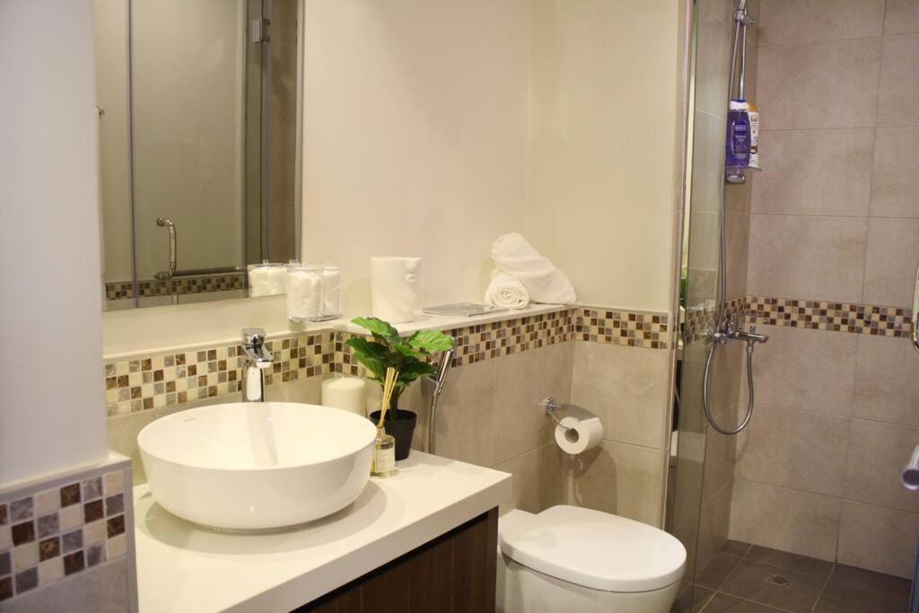 Vera Residences By Damac I 1br Luxury Apartment