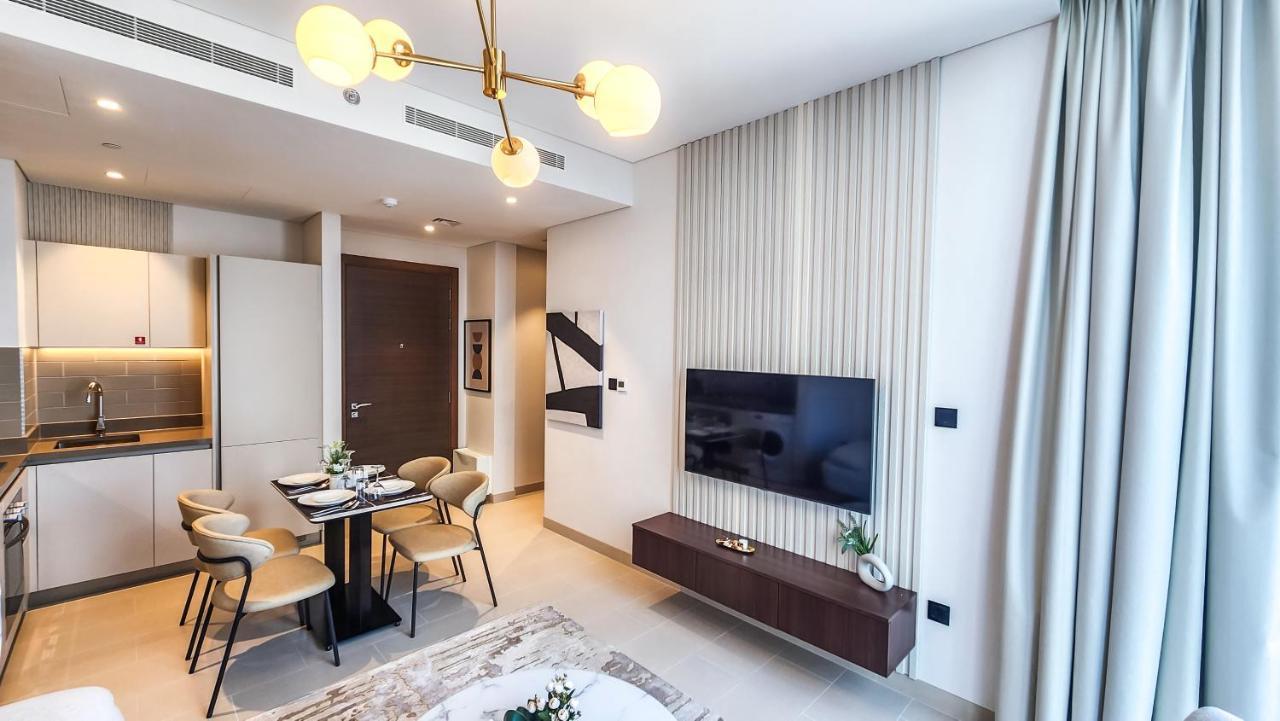 By Latinem Luxury 1br Cv A2210 Near Burj Khalifa *