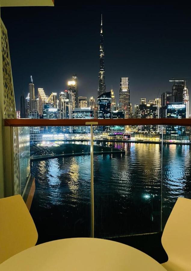 Apartment It Is A Great View At Night From Your Balcony And Even From Bed Dubai