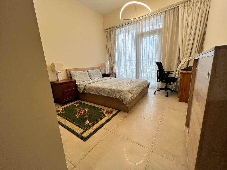 Spacious 2 Bed - Family Apartment *