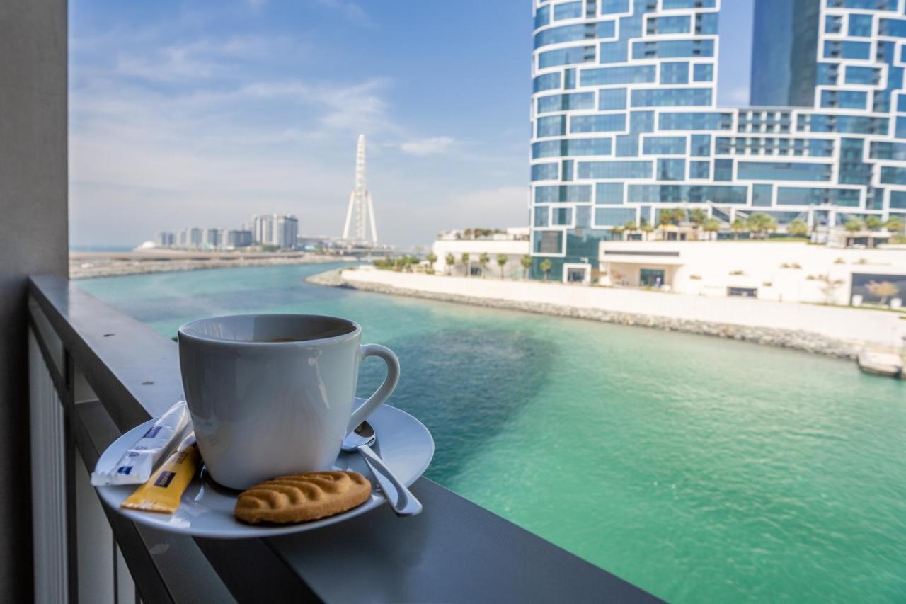 Waves Holiday - Waterfront With Breathtaking Sea Views Apartment