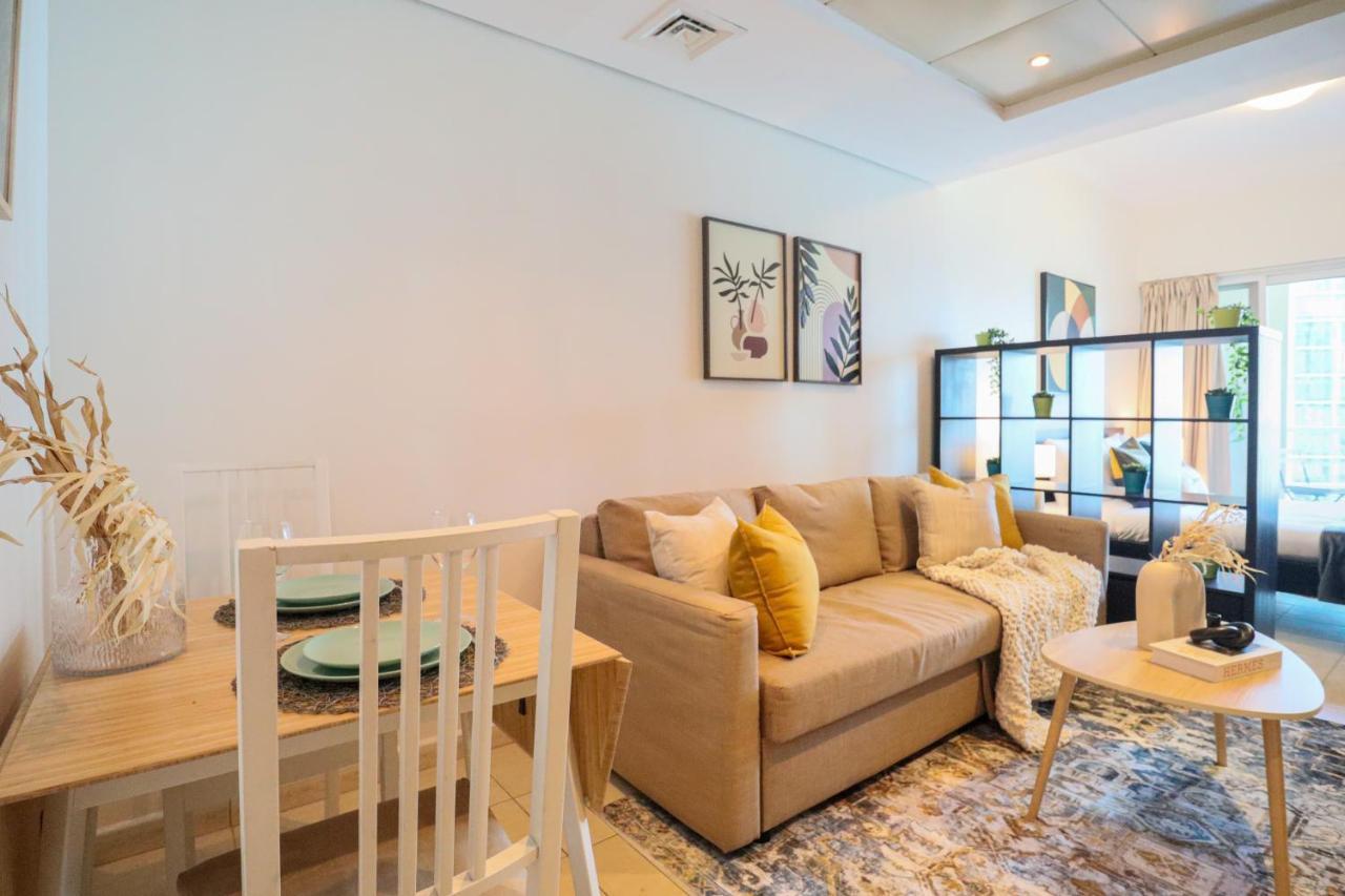 Apartment Higuests - Lake-view Studio In Vibrant Area In Jlt *