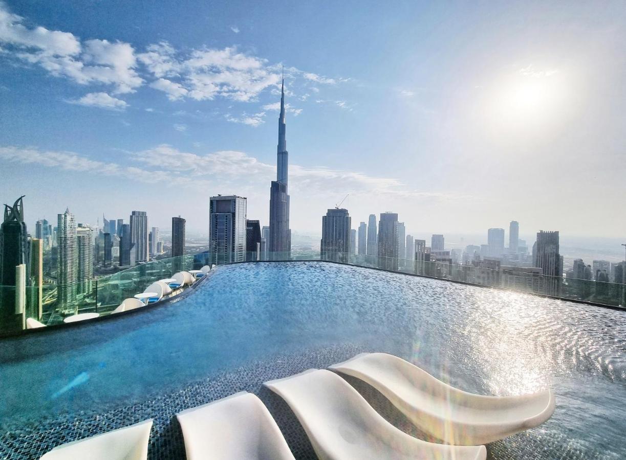 Apartment Downtown's Highest Pool & Full 5-star Luxury With Gym, And Restaurants *