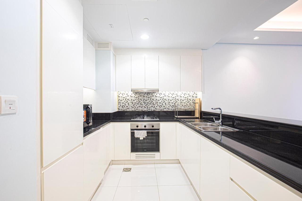 Apartment Downtown's Highest Pool & Full 5-star Luxury With Gym, And Restaurants Dubai