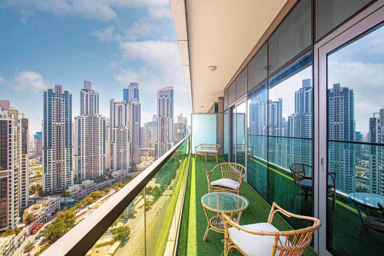 Apartment Downtown's Highest Pool & Full 5-star Luxury With Gym, And Restaurants