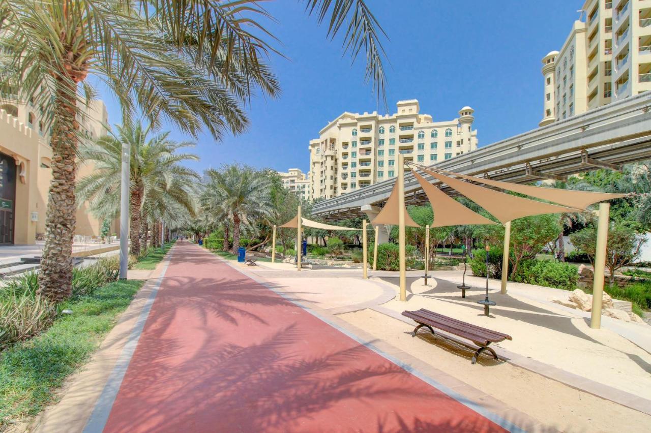 Apartment Golden Mile - Palm Jumeirah - 1 Bedroom With Road View By Pk Holidays