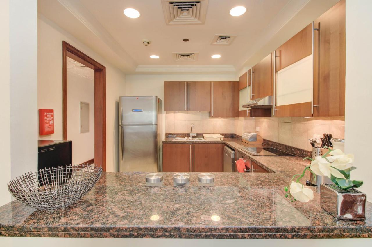 Golden Mile - Palm Jumeirah - 1 Bedroom With Road View By Pk Holidays Dubai