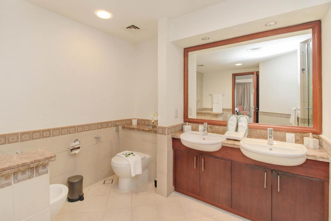 Apartment Golden Mile - Palm Jumeirah - 1 Bedroom With Road View By Pk Holidays