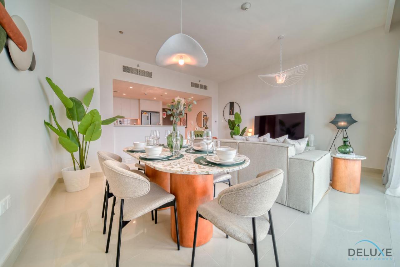 Elegant 3br With Assistant At Harbour Views Tower 1 By Deluxe Homes *