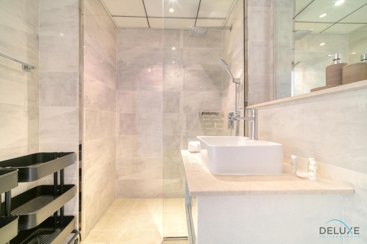 Alluring 2br At Al Majara 1 Marina By Deluxe Homes