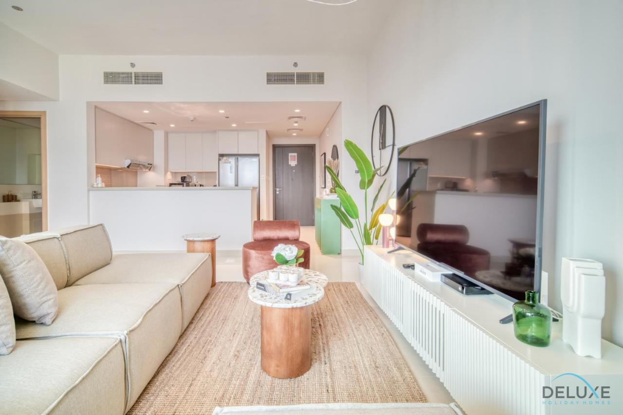 Apartment Elegant 3br With Assistant At Harbour Views Tower 1 By Deluxe Homes Dubai