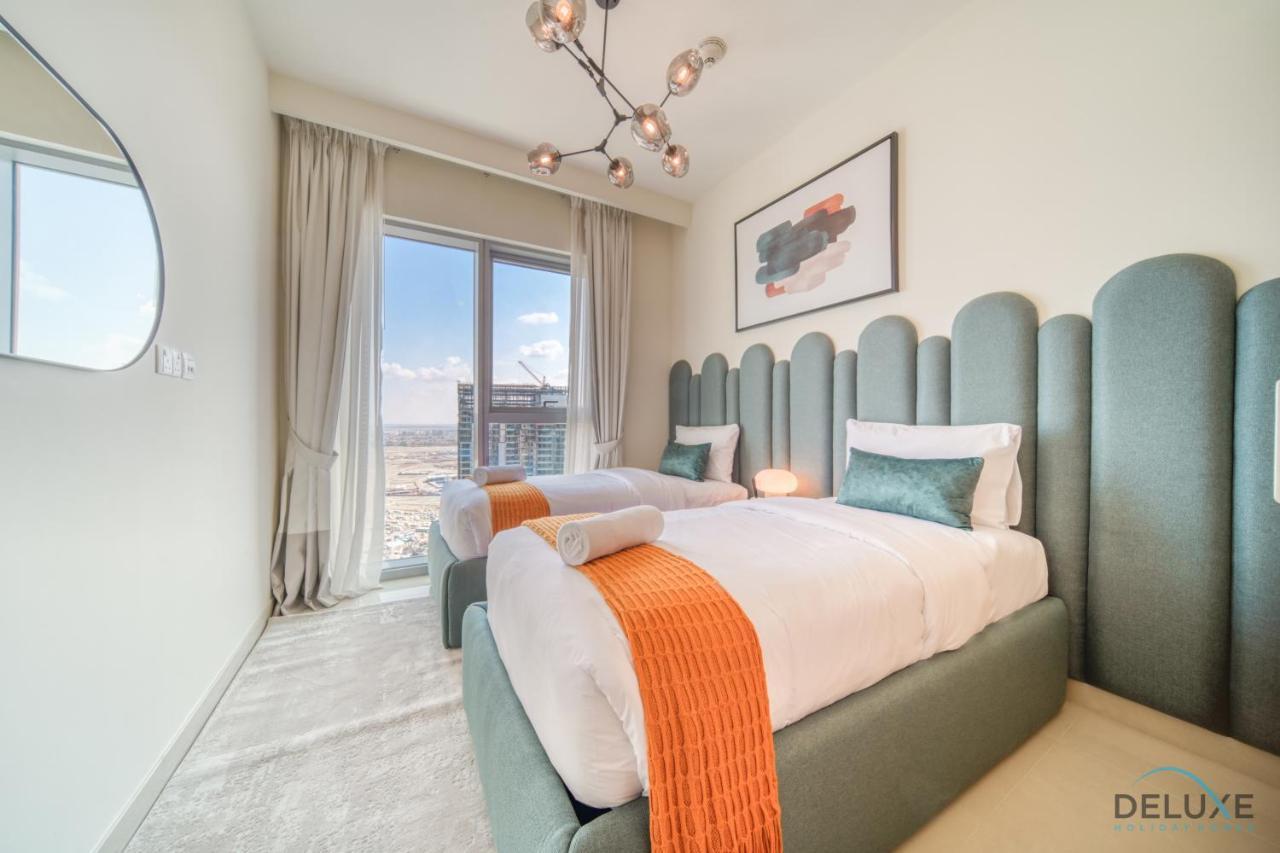 Elegant 3br With Assistant At Harbour Views Tower 1 By Deluxe Homes Apartment *