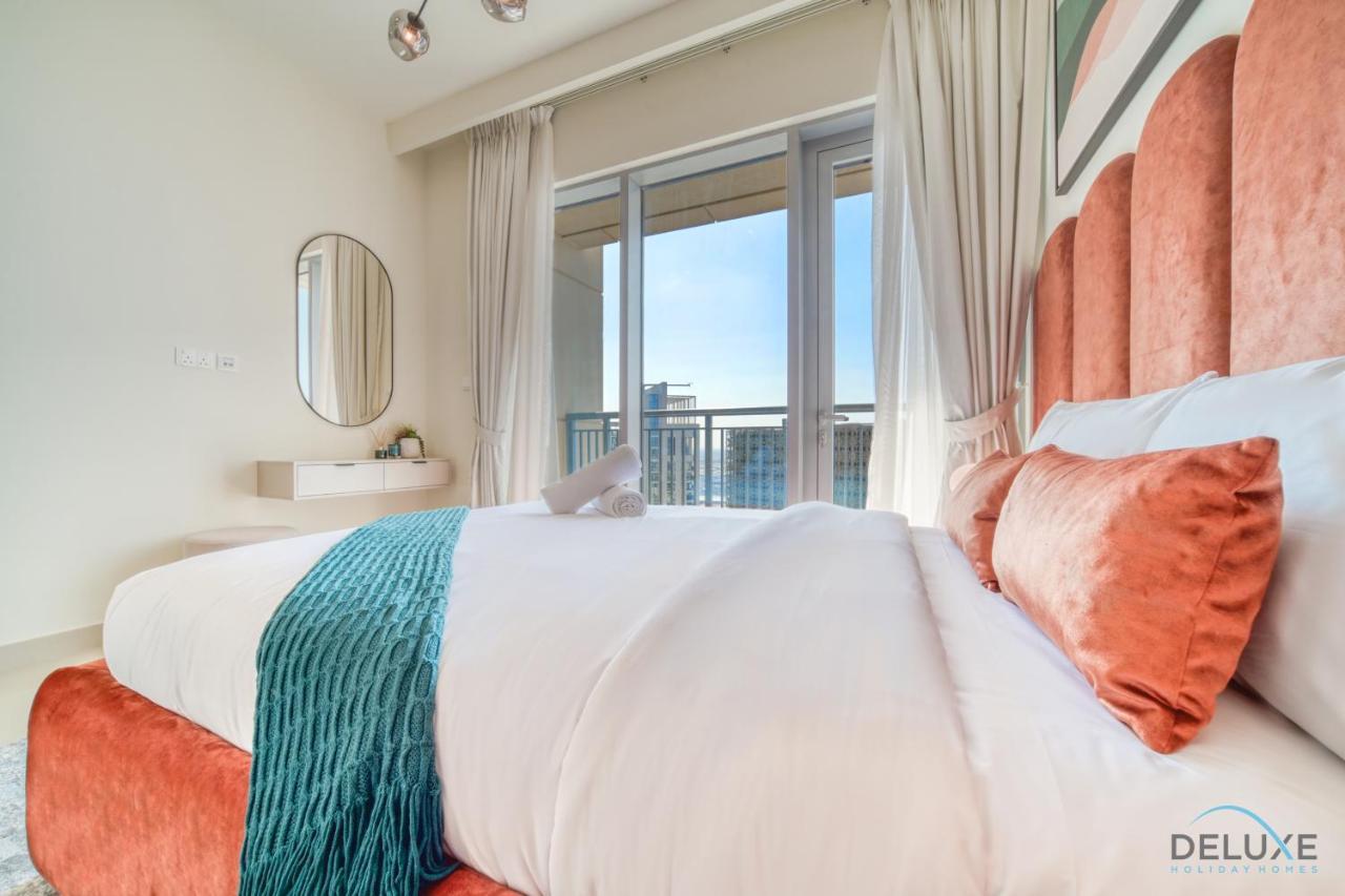 Elegant 3br With Assistant At Harbour Views Tower 1 By Deluxe Homes *