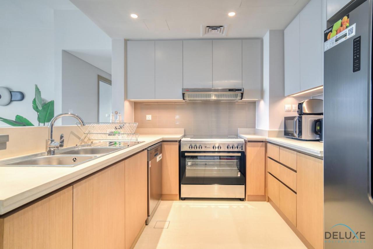 Apartment Elegant 3br With Assistant At Harbour Views Tower 1 By Deluxe Homes