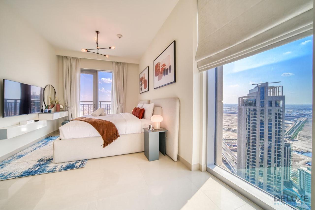 Elegant 3br With Assistant At Harbour Views Tower 1 By Deluxe Homes Apartment