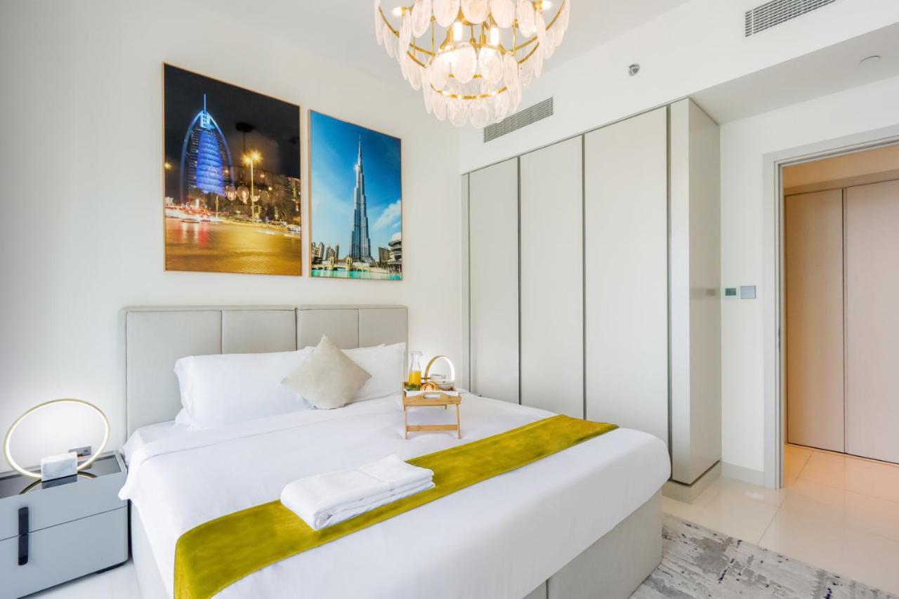Apartment Livbnb - Lush 3 Bedroom With Marina And City Skyline Views