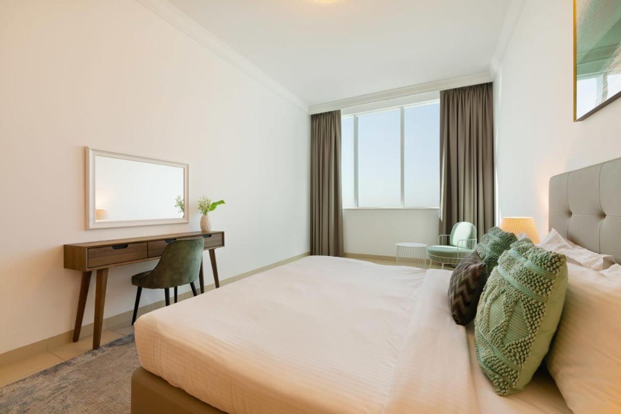 Apartment Exquisite Dubai's Urban Living In The Centre Dubai