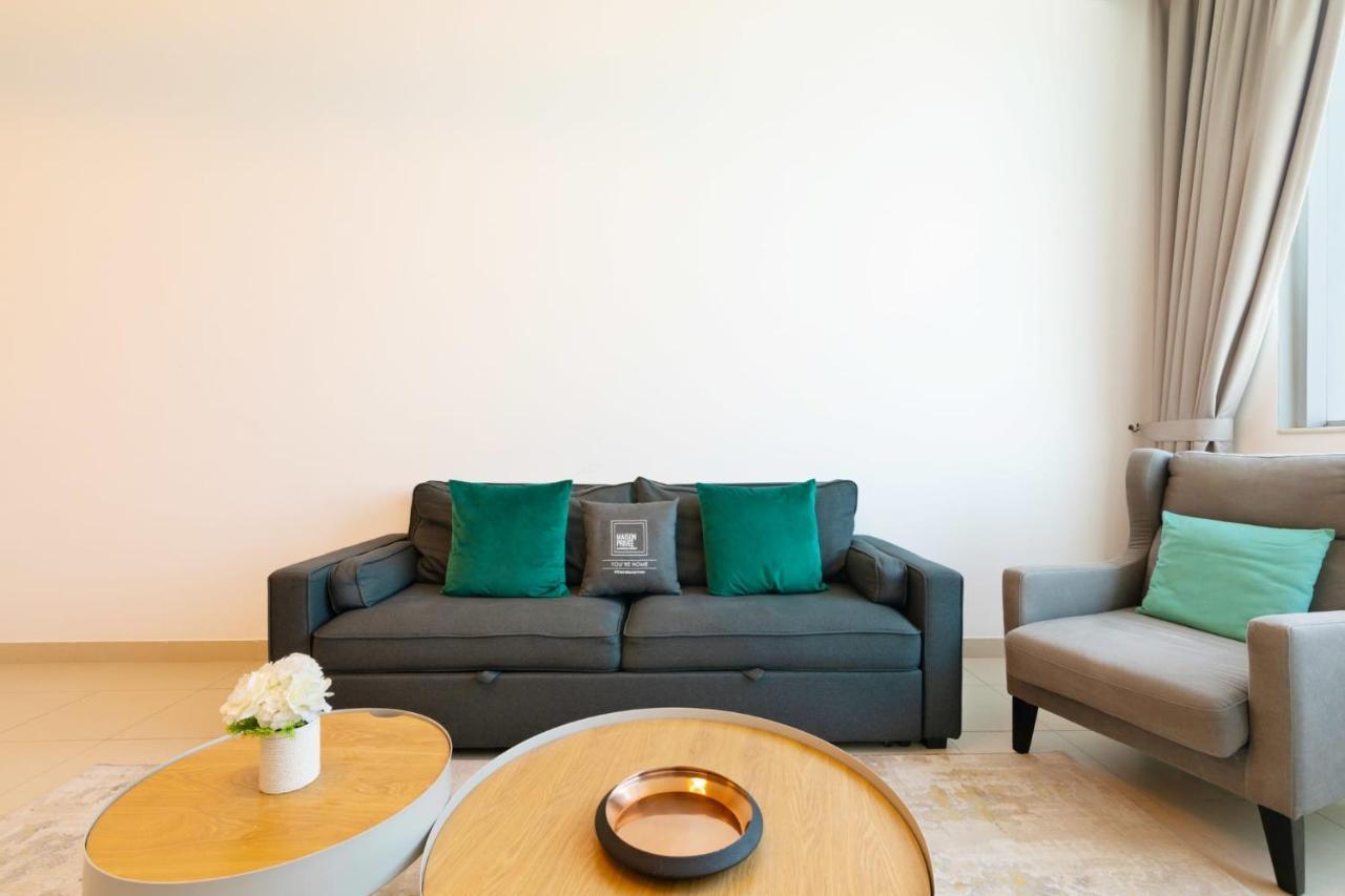 Exquisite Dubai's Urban Living In The Centre Apartment Dubai