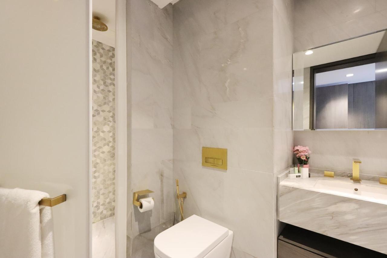Apartment Five Palm - Residential 2 Bedroom With Private Beach -livbnb Dubai