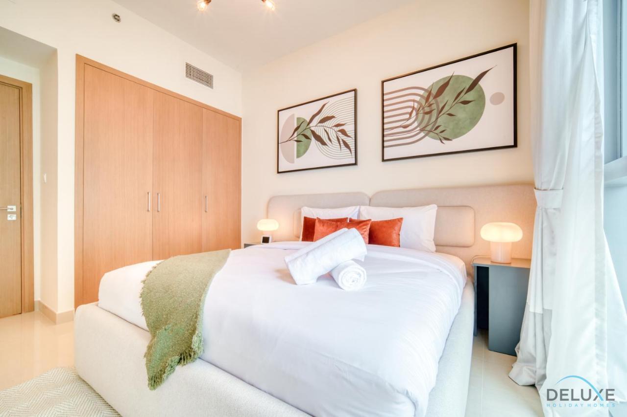 Classic 1br At Harbour Views Tower 1 By Deluxe Homes *