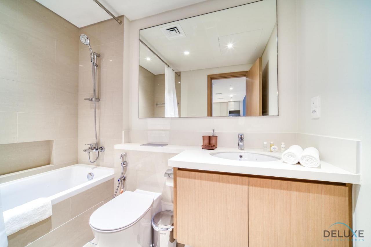 Classic 1br At Harbour Views Tower 1 By Deluxe Homes Apartment Dubai