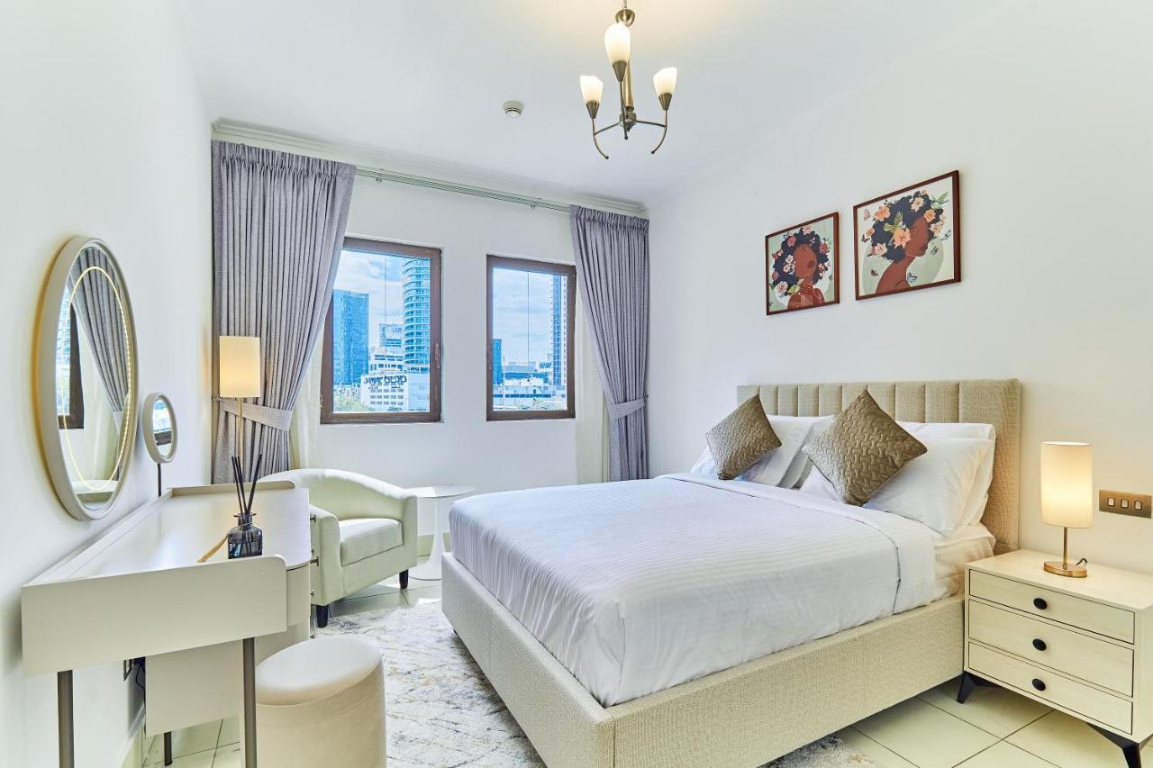 Golden Homes Old Town 1br Reehan -01 Minipalais Beside Burjh & Mall Downtown * Dubai