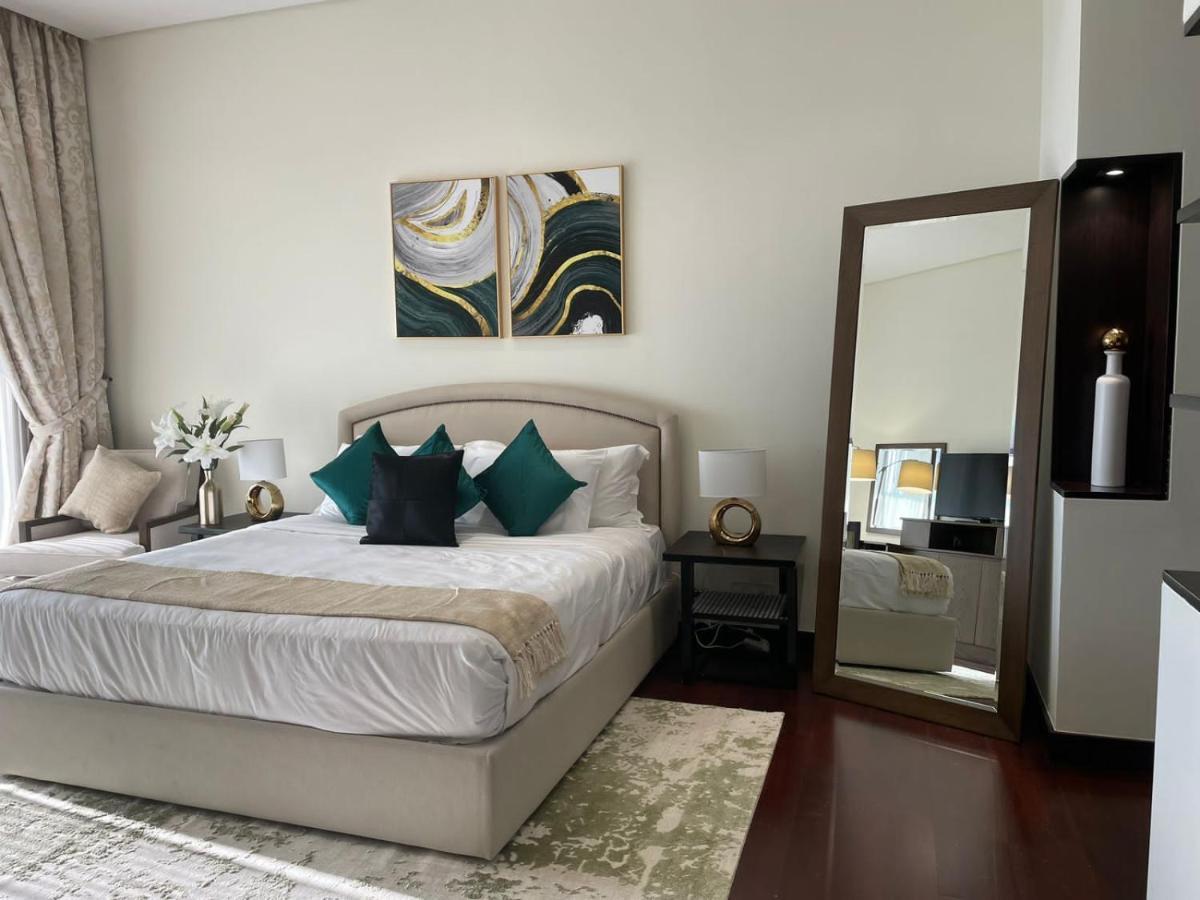 Anantara & Residences Connected Anantara Dubai