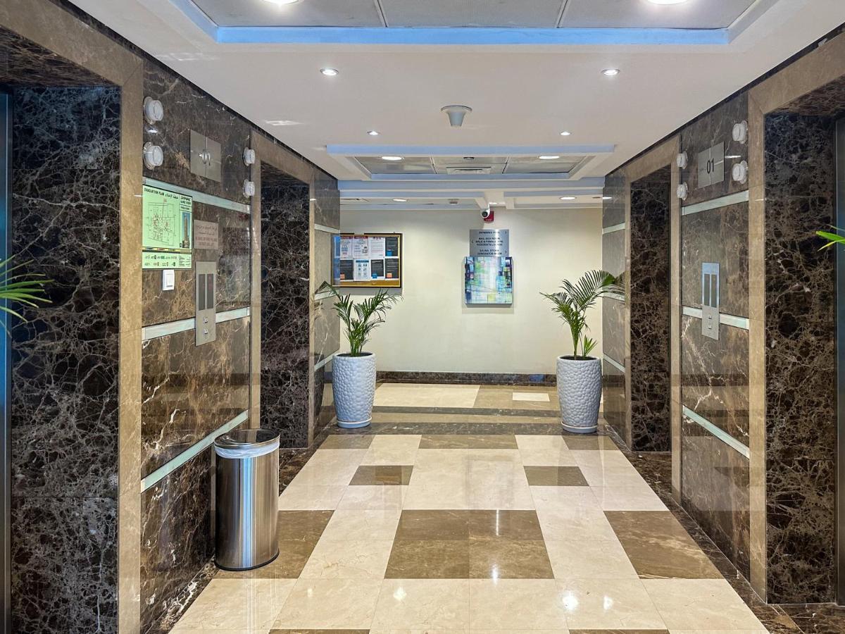 Higuests - Superb Views From 2br In Jlt Apartment Dubai