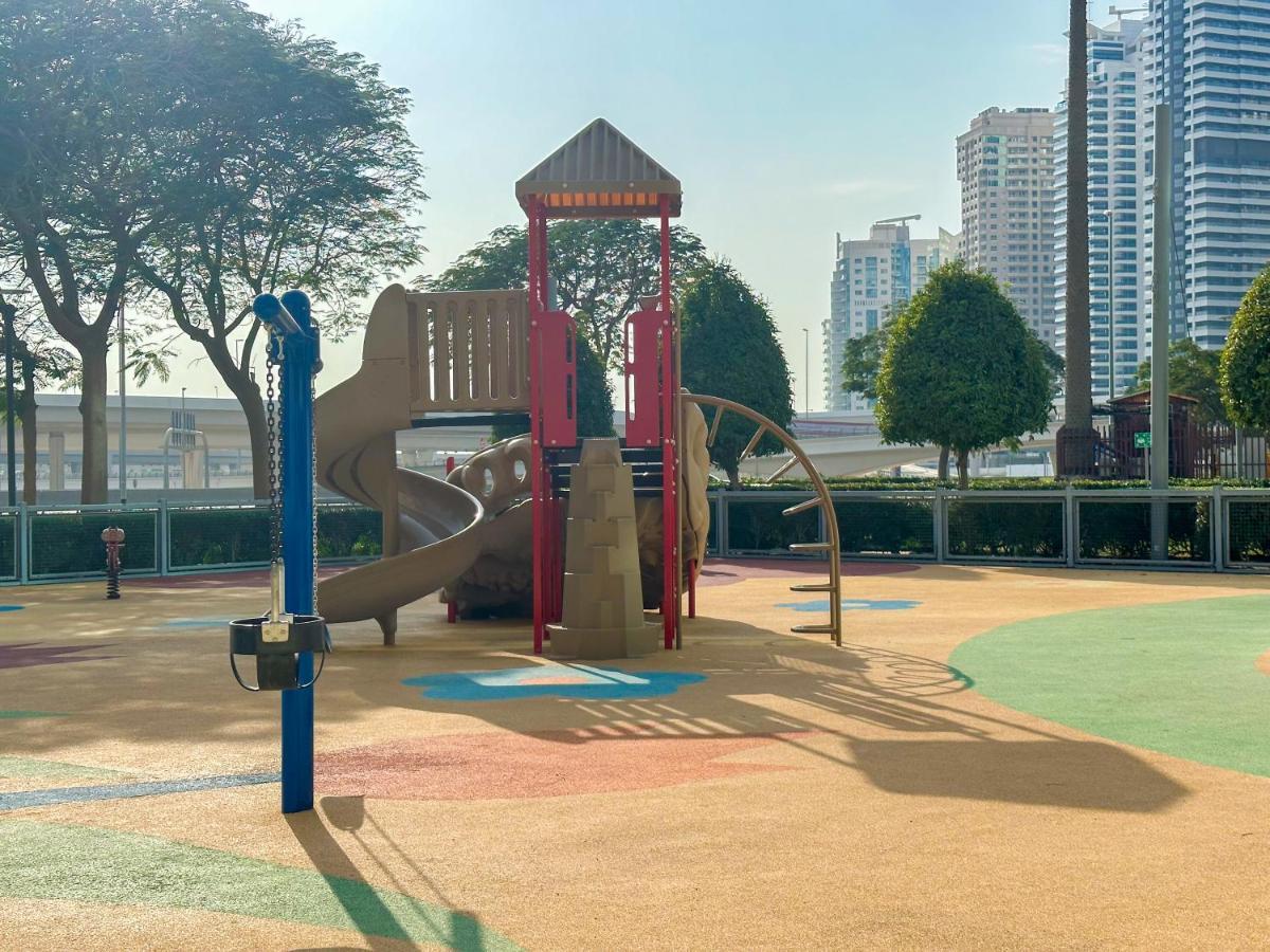 Apartment Higuests - Superb Views From 2br In Jlt *