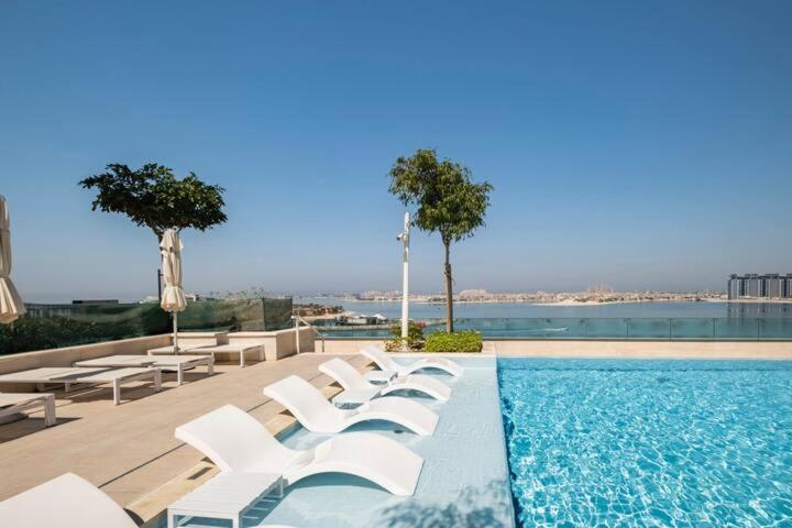 Apartment Luxurious Beachfront *