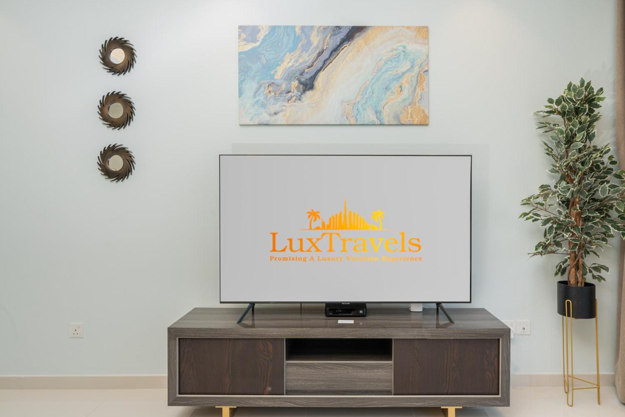 Luxbnb Paramount Midtown Seaview Apartment Dubai
