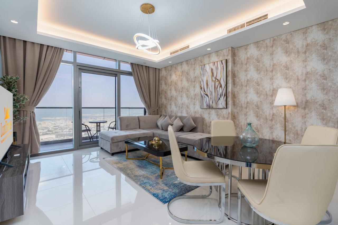 Luxbnb Paramount Midtown Seaview * Dubai