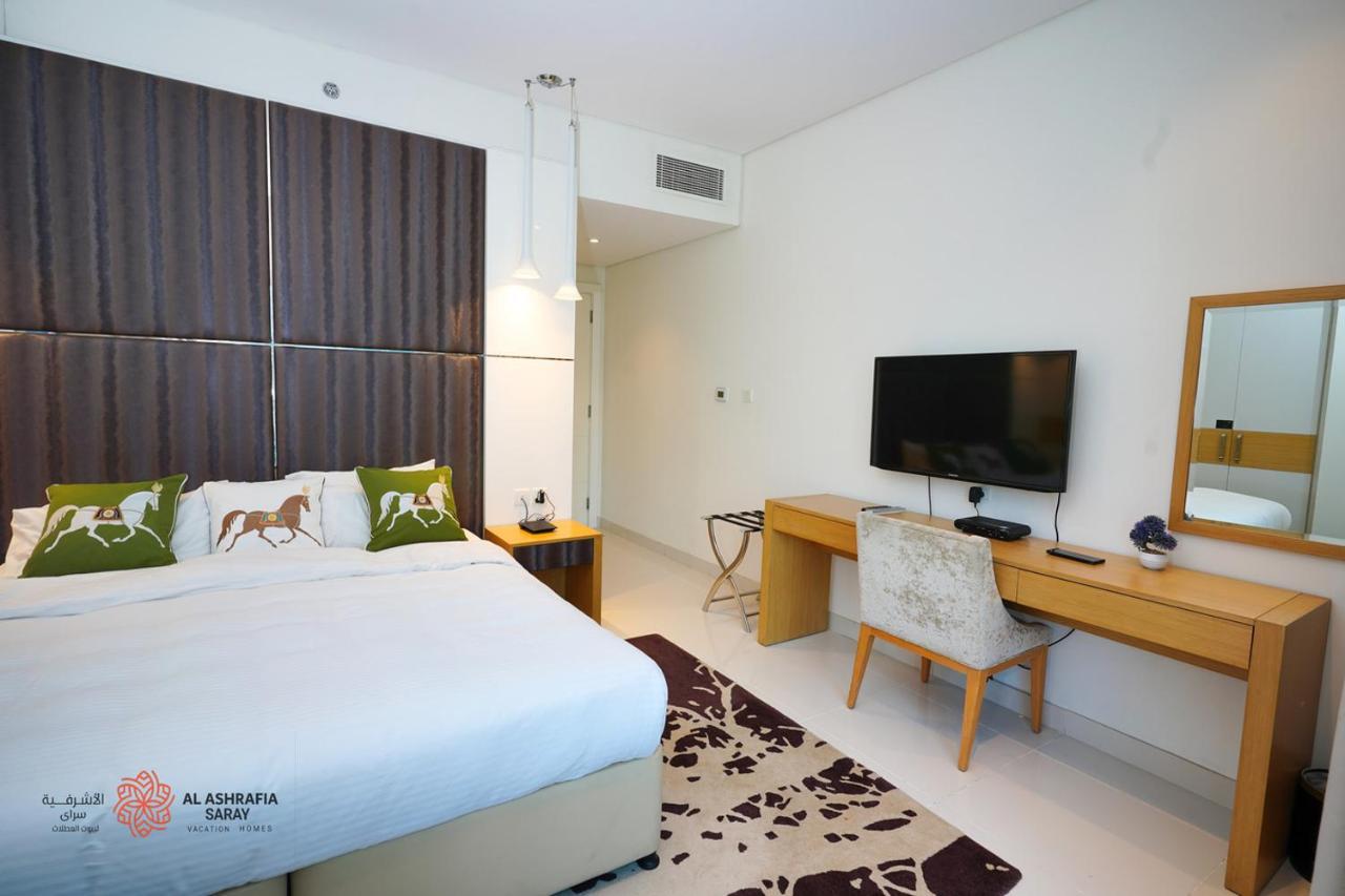 Apartment Modern Spacious 2br Canal View -business Bay *