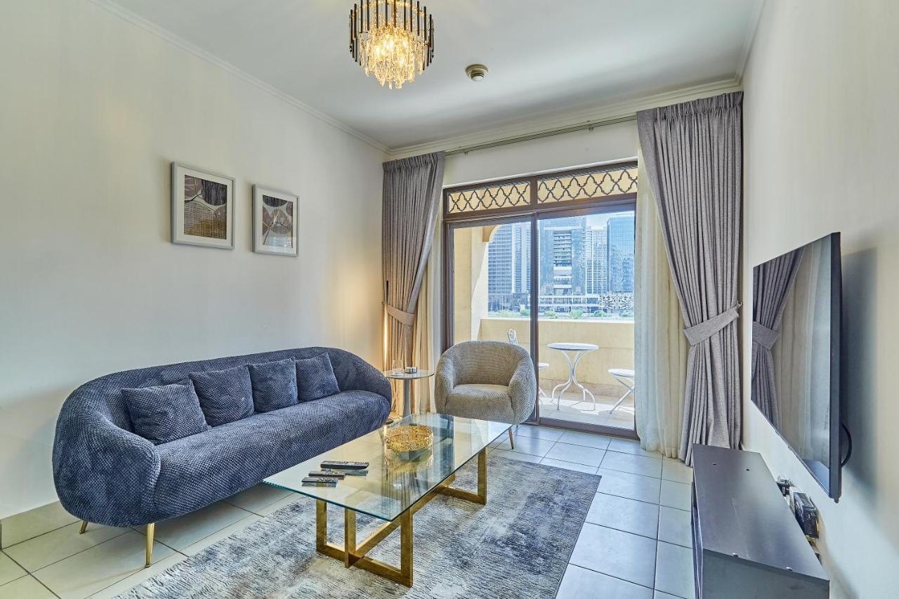 Apartment Golden Homes Old Town 1br Reehan -01 Minipalais Beside Burjh & Mall Downtown Dubai