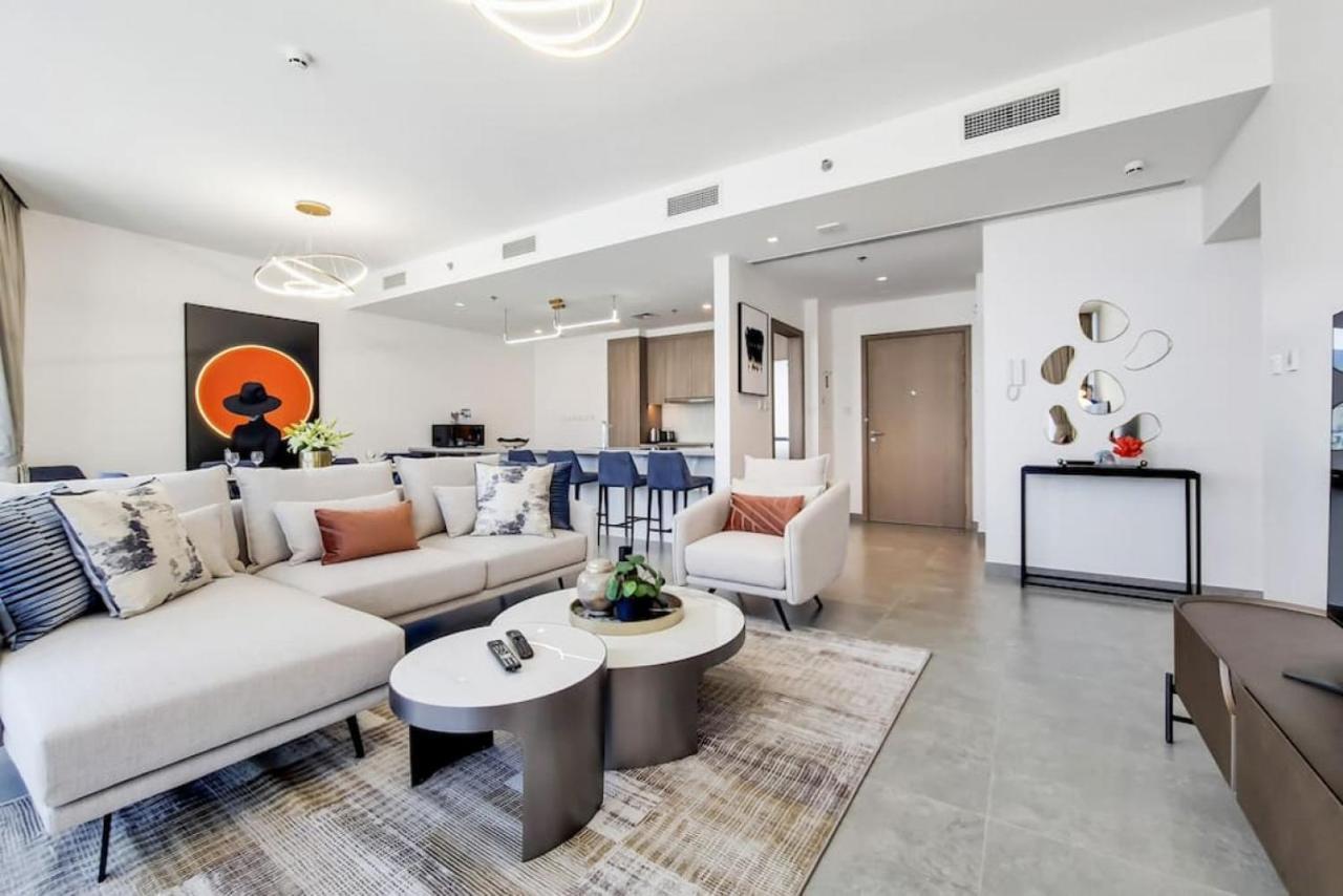 Stella Maris, Marina - Striking Two Bedroom *