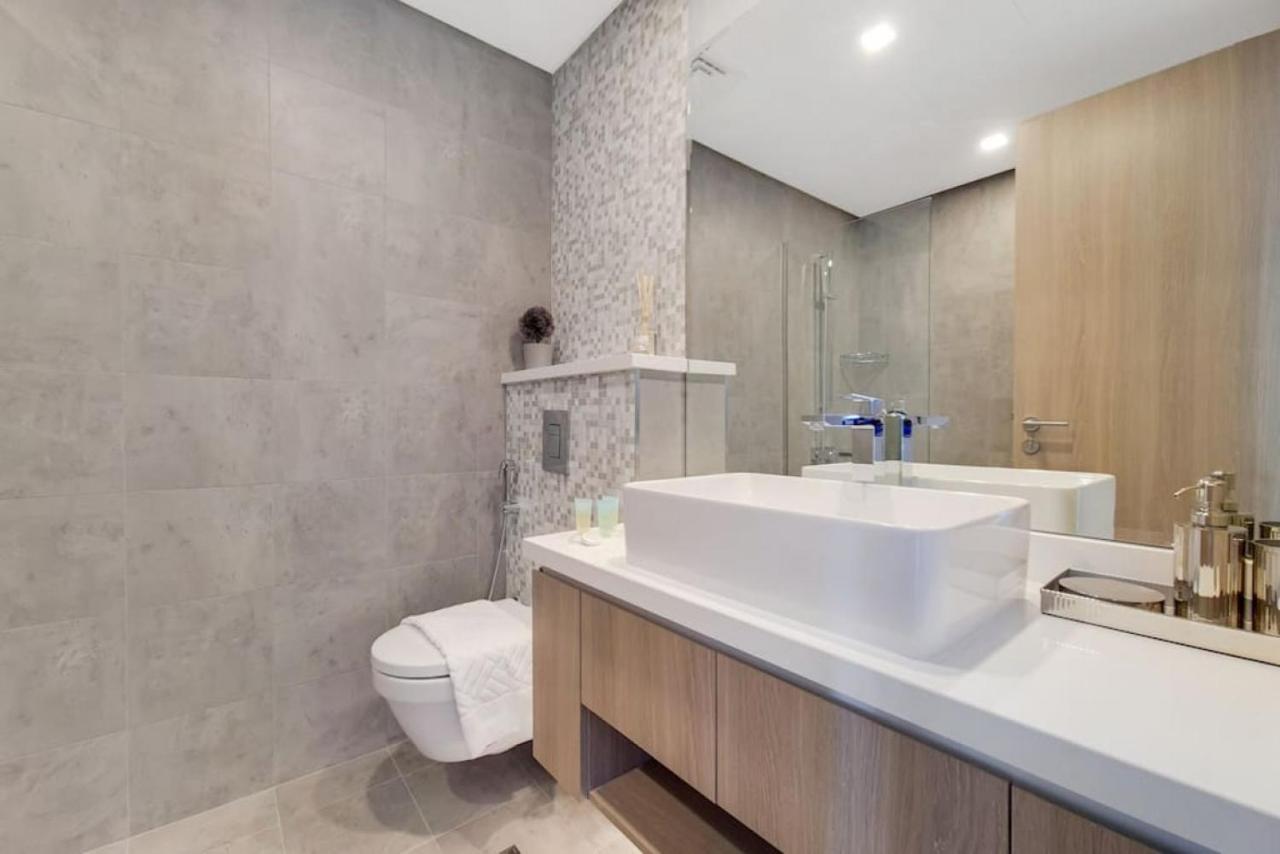 Stella Maris, Marina - Striking Two Bedroom Dubai