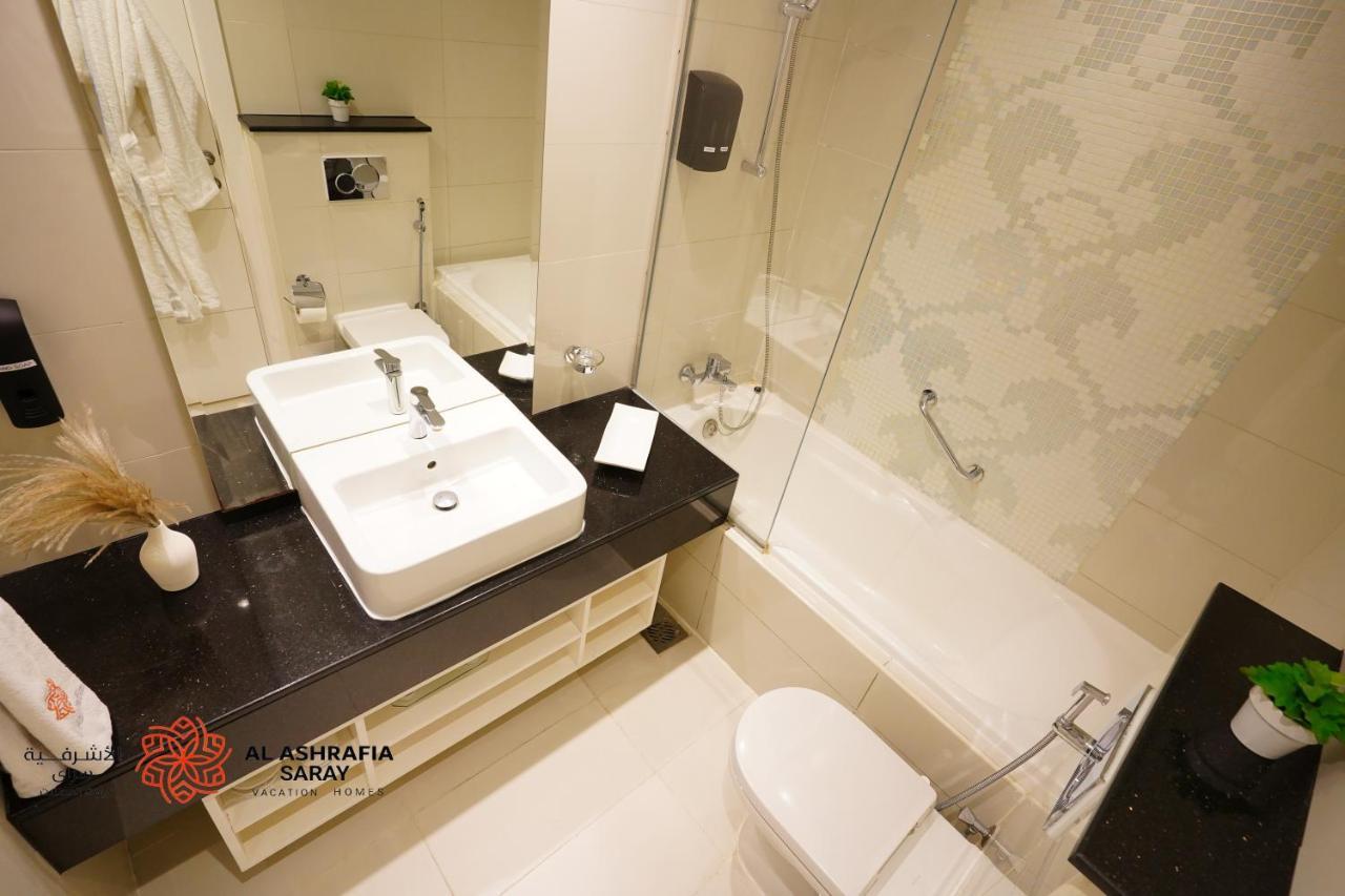 Al Ashrafia Saray - Extraordinary In Canal View Dubai