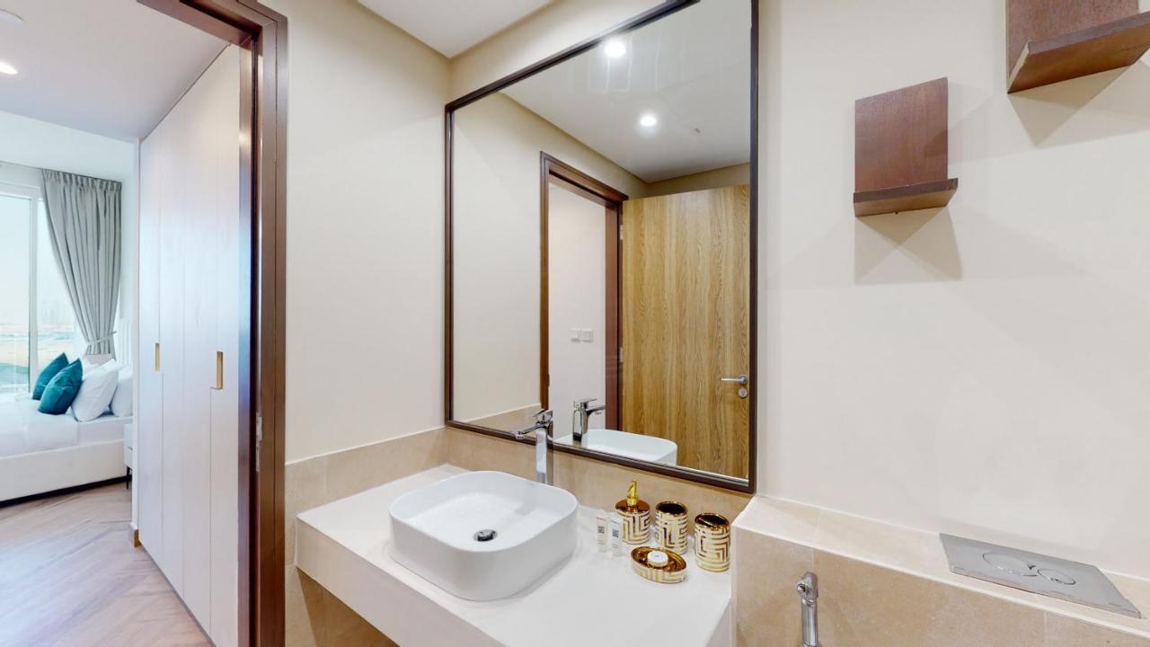 Apartment Primestay - Brand New 1br With Modern Amenities, Near To Metro Dubai