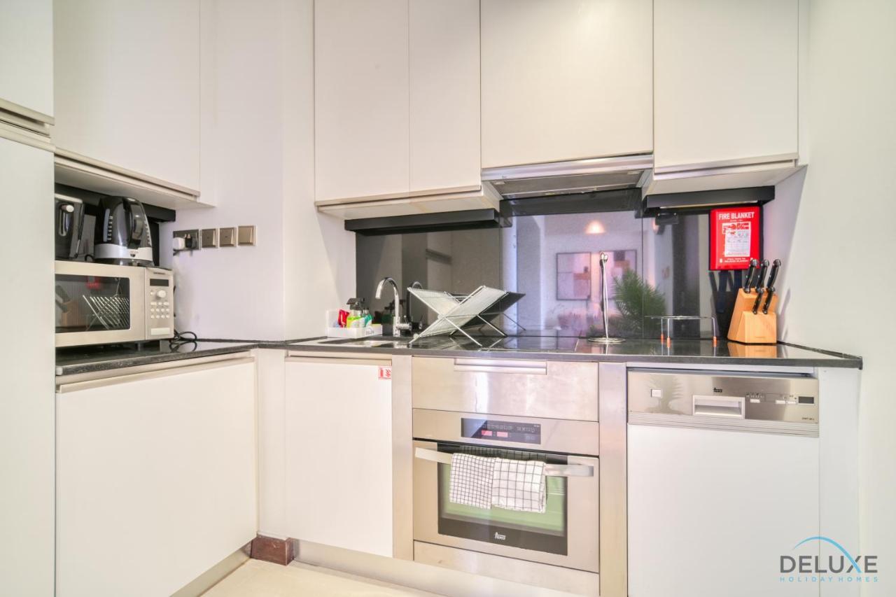 Apartment Charming At The Address Residences Marina By Deluxe Homes