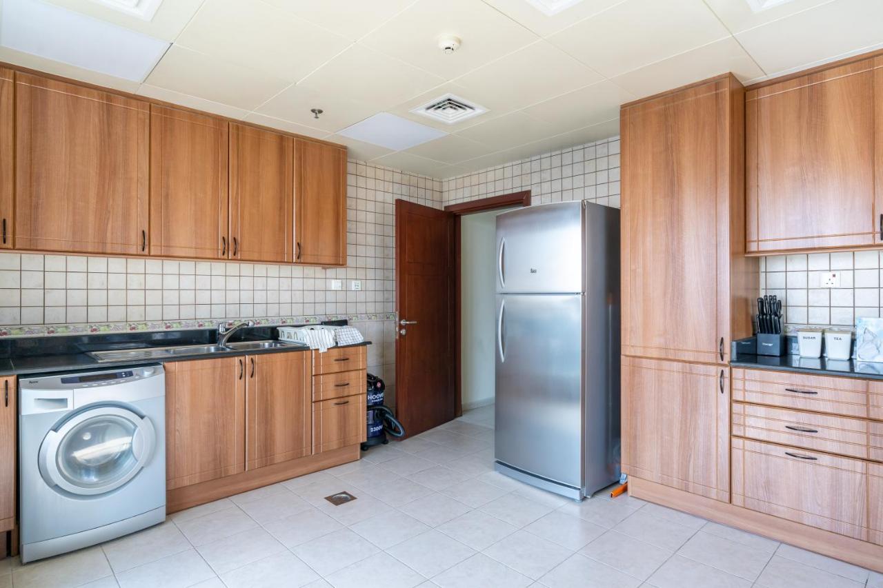 Veer - 82nd Floor Princess Tower - Palm View Apartment Dubai