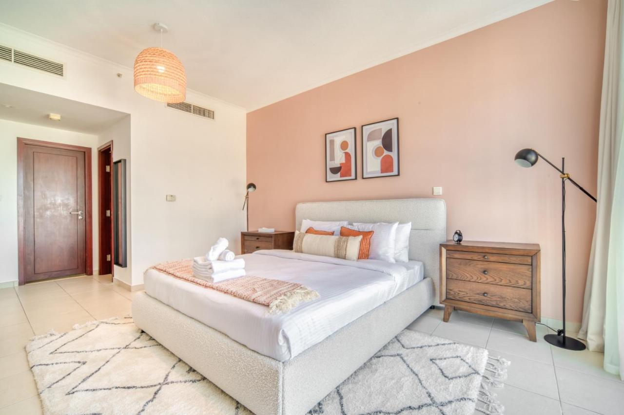 Burj 7, Downtown - Mint Apartment