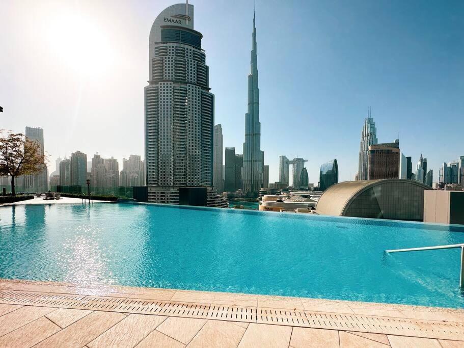Magnificent Brand New Lux 3br With Burj/ Fnt View Apartment